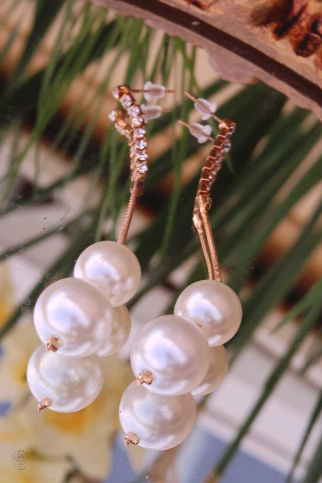 Elegant Pearl Earrings