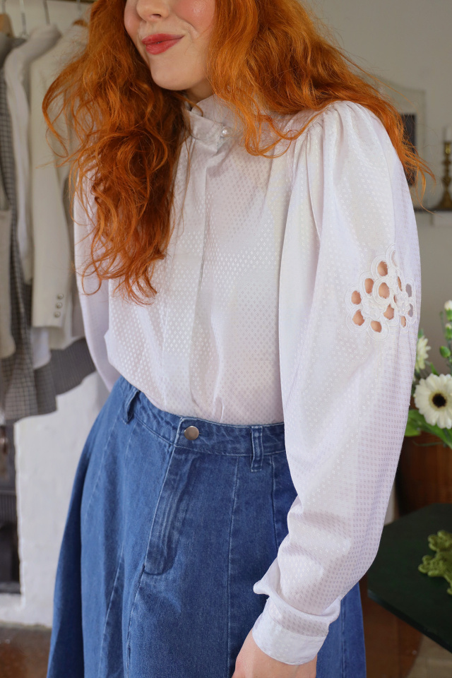 Elegant White Vintage Blouse | S