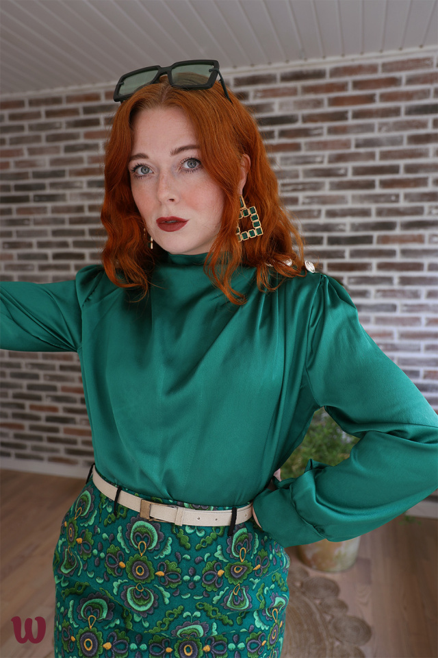 Green Elegante Blouse | S