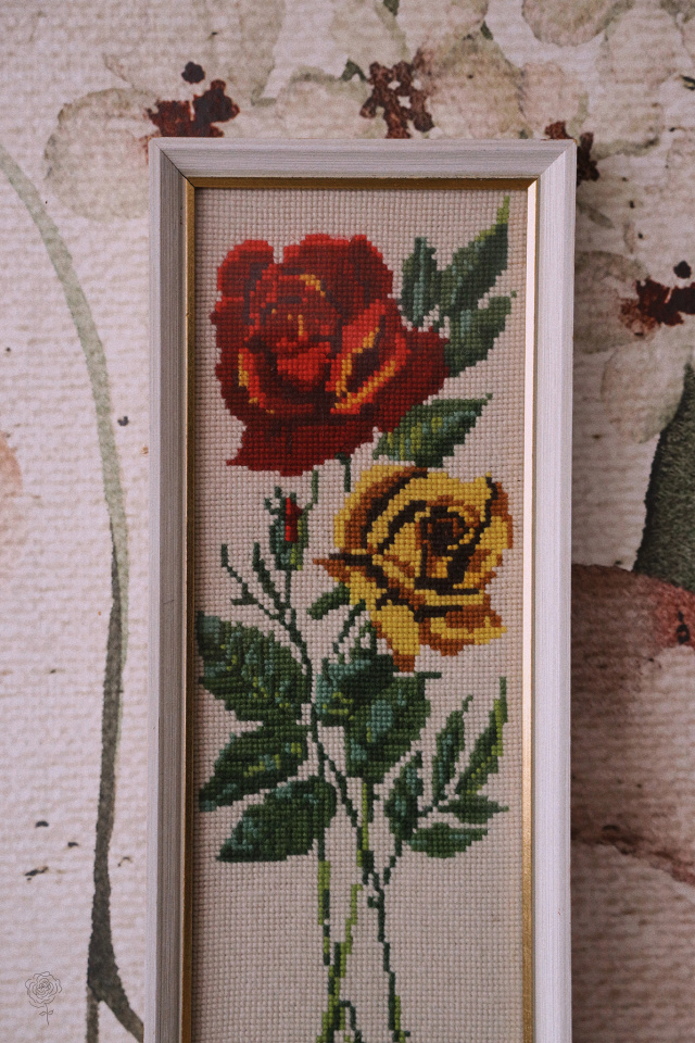 Simple Rose Needlepoint Retro Picture