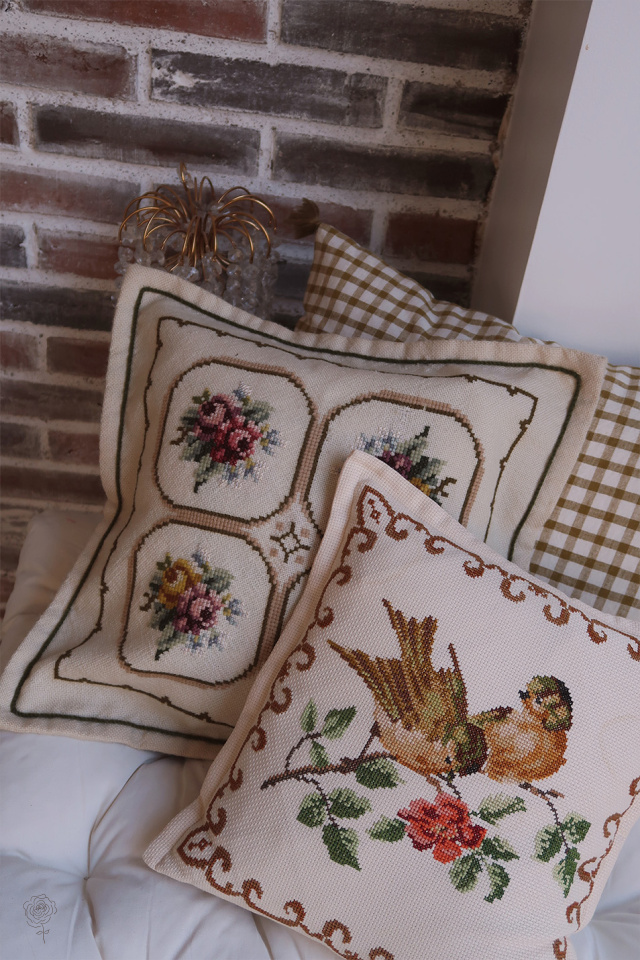 Melissa | Embroidered Pillows