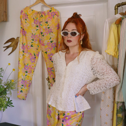 Chic Off White Lace Vintage Jacket | L