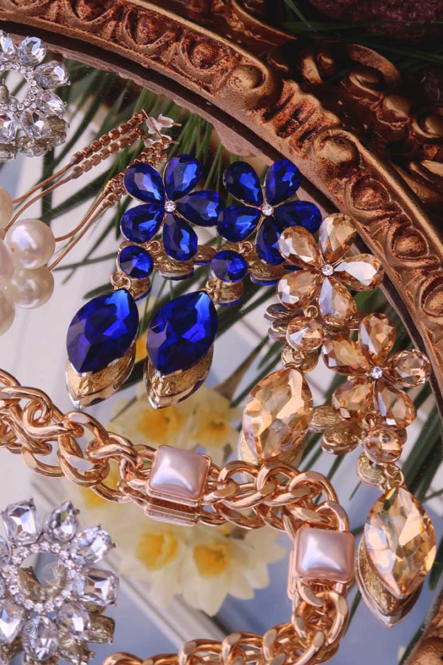 Flower Diamond Earrings