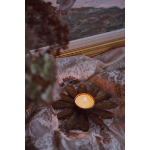 Daisy Candleholder 