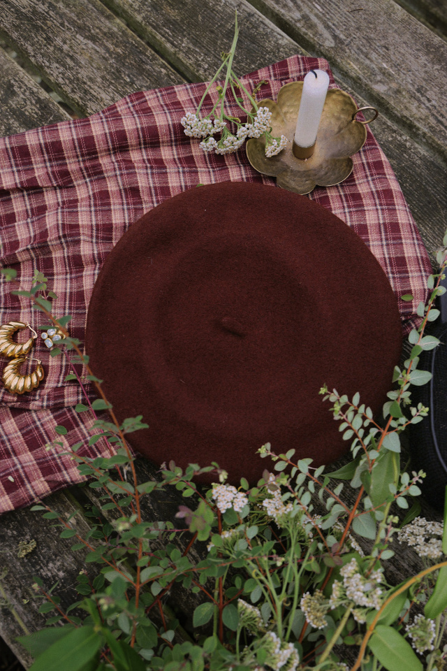 French Kiss Dark Brown Wool Beret
