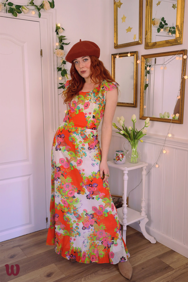 White Funky Floral 70's Maxi Dress | S