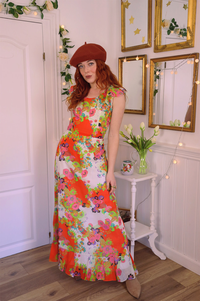 White Funky Floral 70's Maxi Dress | S
