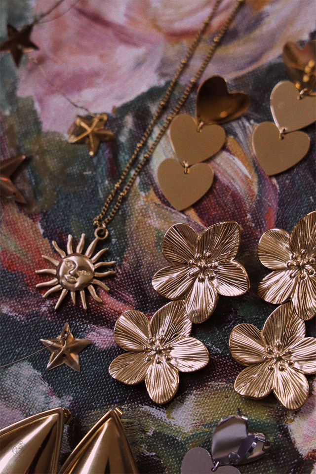 Golden Double Flower Earrings 