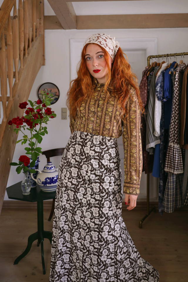 Brown Floral Vintage 70's Skirt | XS