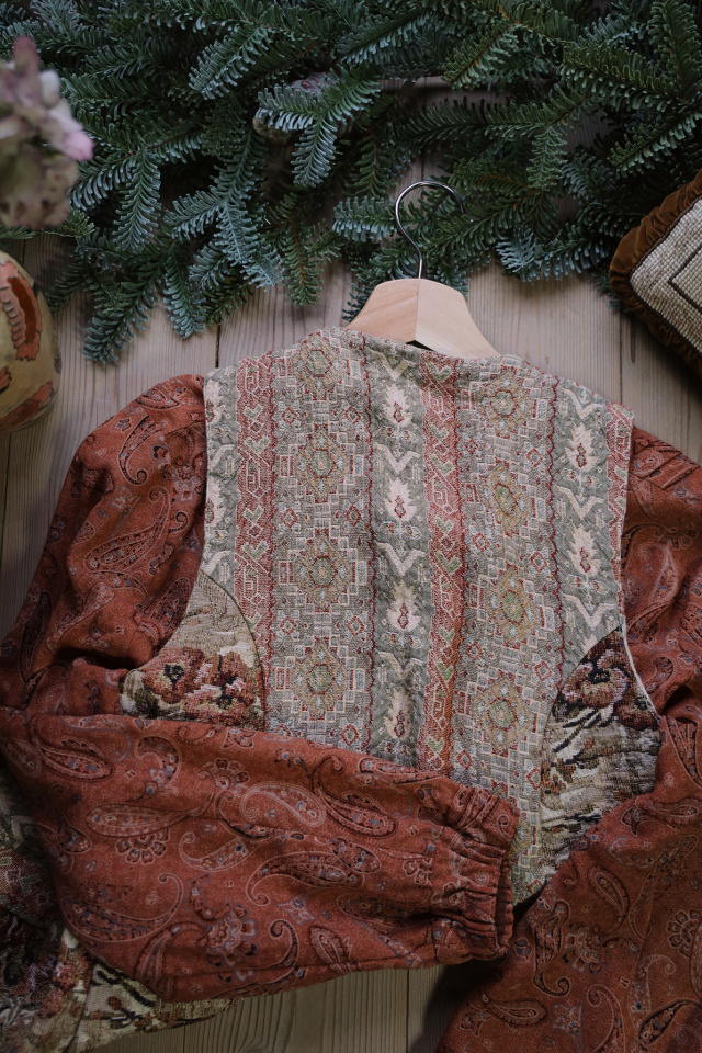 Thick Golden Tapestry Vintage Waistcoat | S