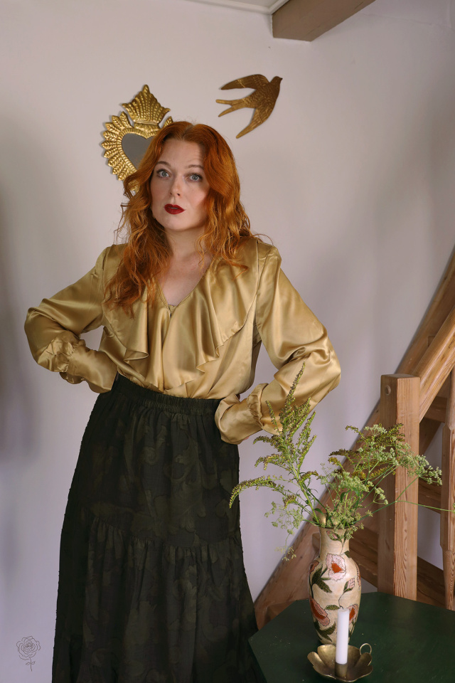 Gold Elegant Vintage Blouse | L