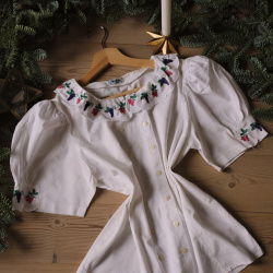 Grape Embroidered Vintage Top | S/M