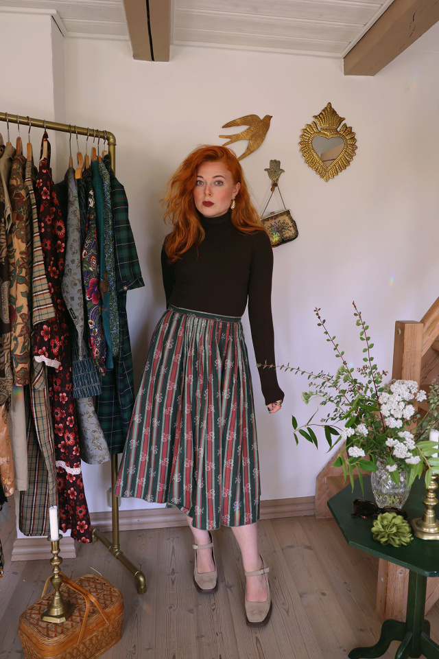 Green &amp; Pink Striped Floral Vintage Skirt | M/L