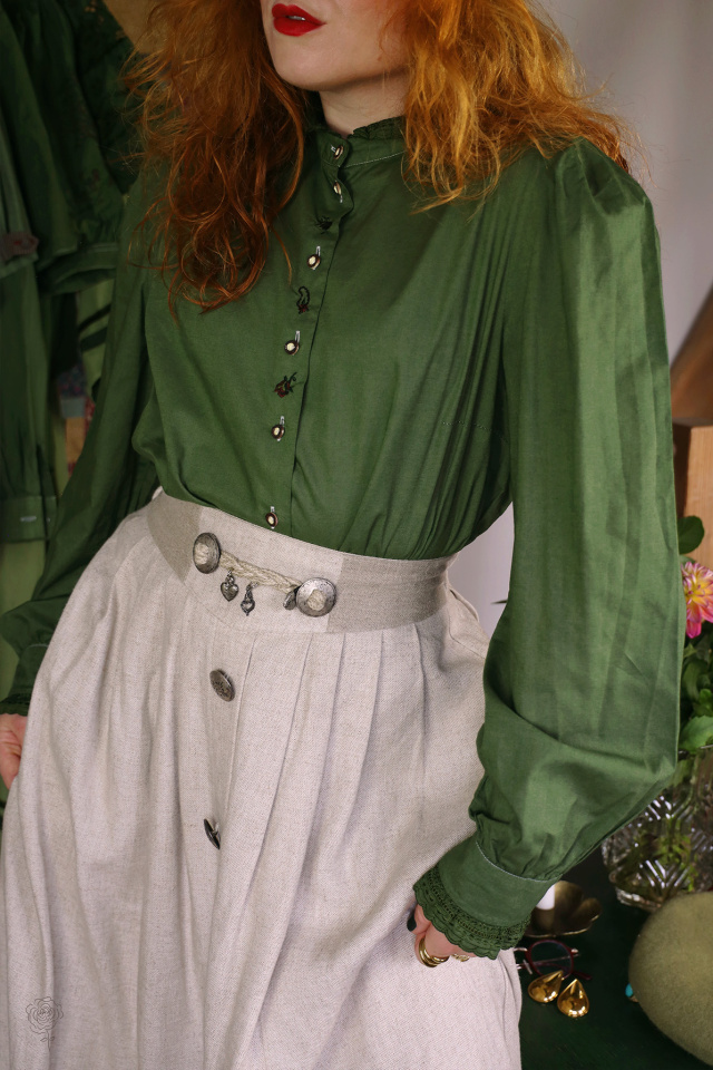 Redyed Simple Floral Embroidered Vintage Blouse | XL/XXL