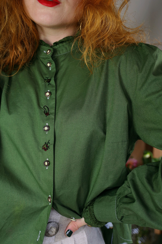 Redyed Simple Floral Embroidered Vintage Blouse | XL/XXL
