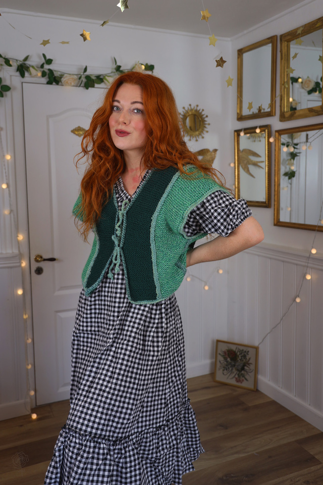 Green Handmade Knitted Vest | M/L