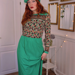 Funky Green Paisley Vintage Maxi | S