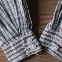 Green Plaid Animal Embroidered Vintage Blouse | M