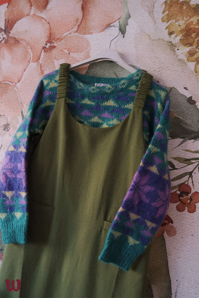 Green Triangle Star Vintage Sweater | XS/S