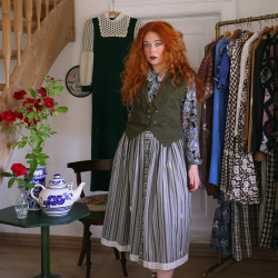 Earthy Green Striped Vintage Skirt | S