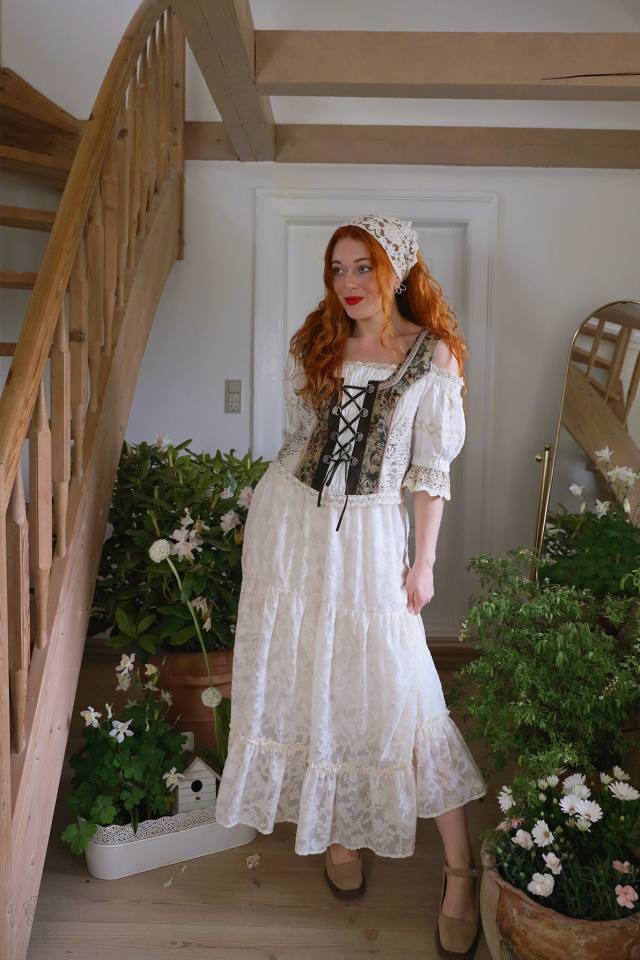Romantic Green Tapestry Vintage Top | L/XL