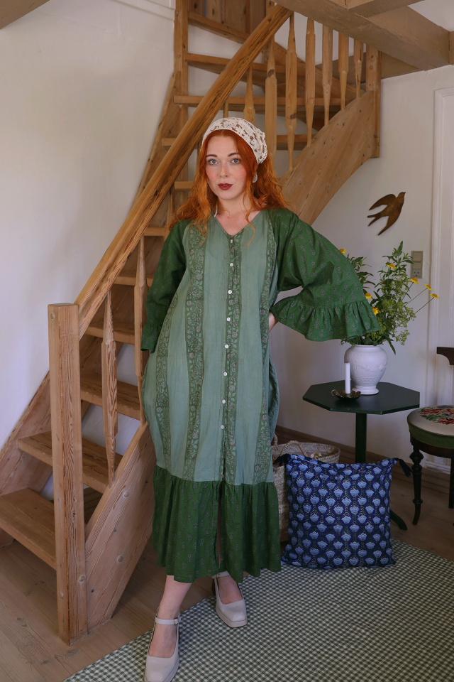 Redyed Unnamed Dress Design | XL