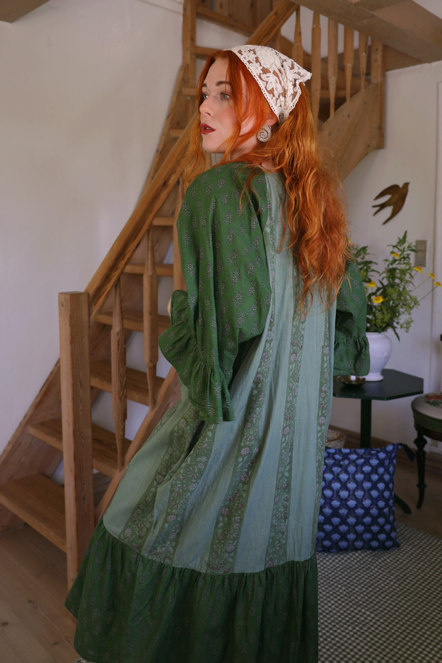 Redyed Unnamed Dress Design | XL
