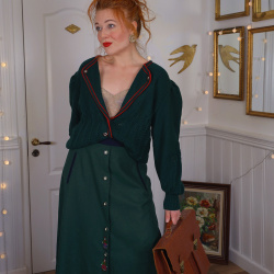 Long Green Wool Vintage Skirt | M