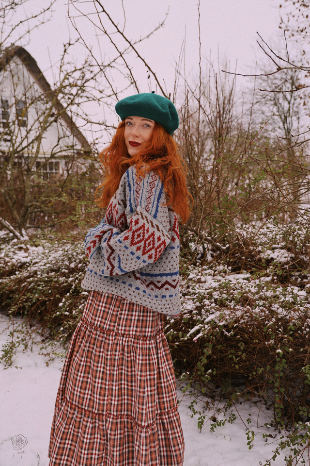 Grey Patterned Handknitted Vintage Sweater | XXL/XXXL