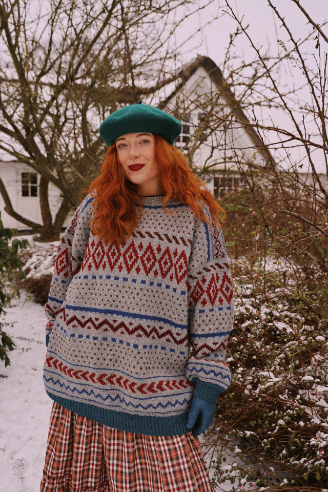 Grey Patterned Handknitted Vintage Sweater | XXL/XXXL