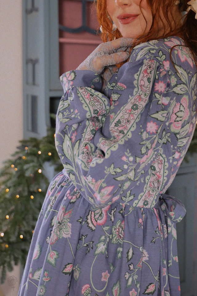 Grey Madame Floral Lace Gloves 