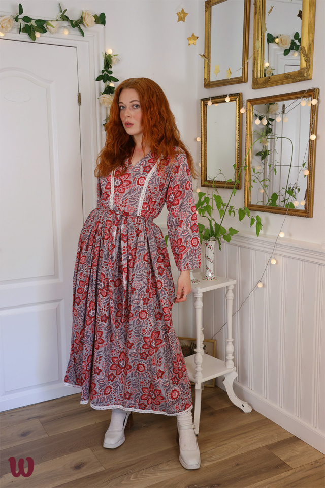 Grey Red Wildflower Dress | M