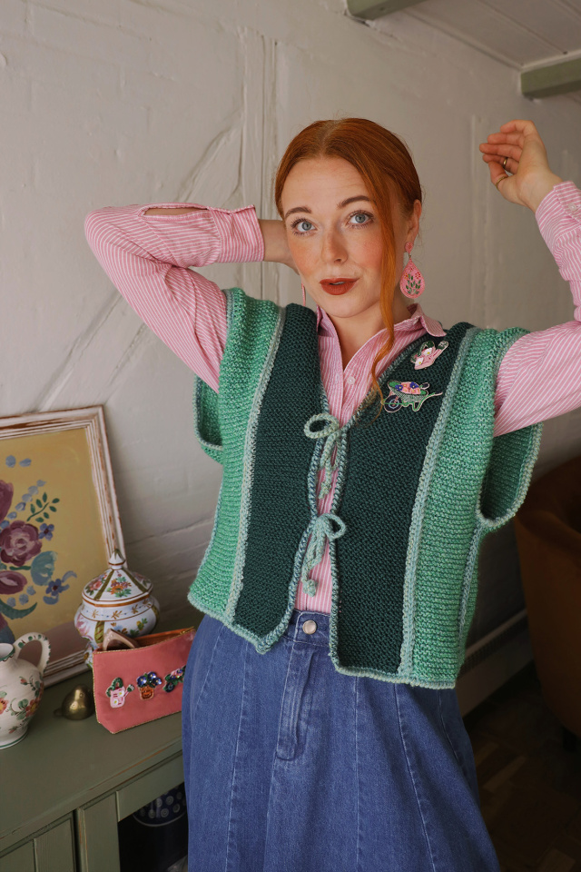 Green Handmade Knitted Vest | M/L