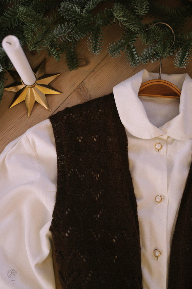 Knitted Brown Waistcoat 