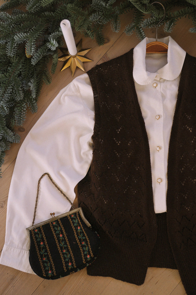 Knitted Brown Waistcoat 