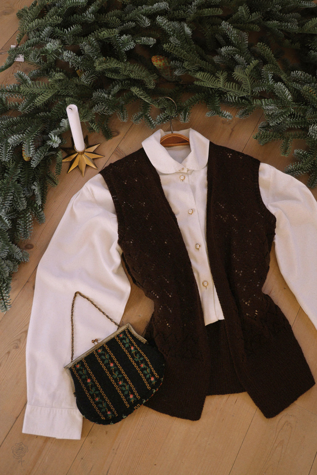 Knitted Brown Waistcoat 