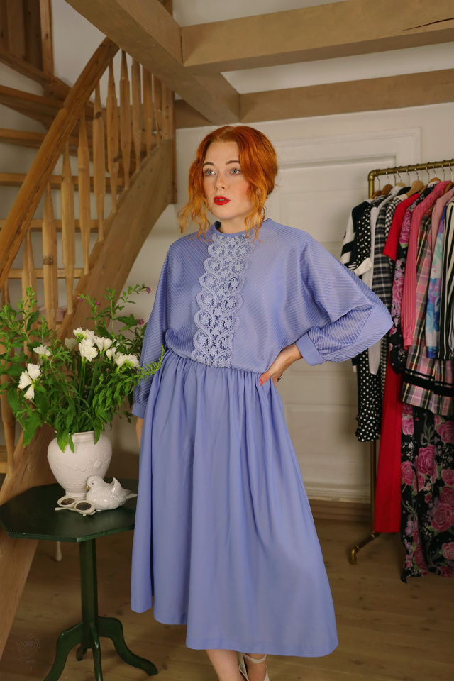 Lavender Lace Vintage Dress | M