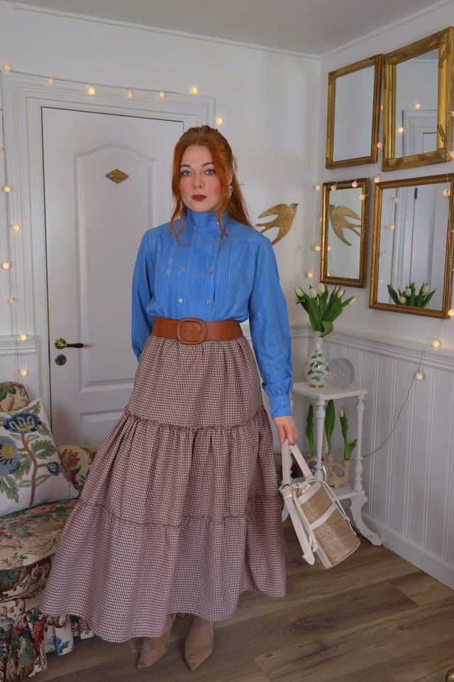 Light Blue Silver Thread Vintage Blouse | M