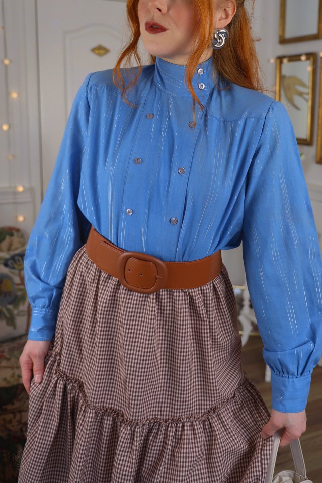 Light Blue Silver Thread Vintage Blouse | M