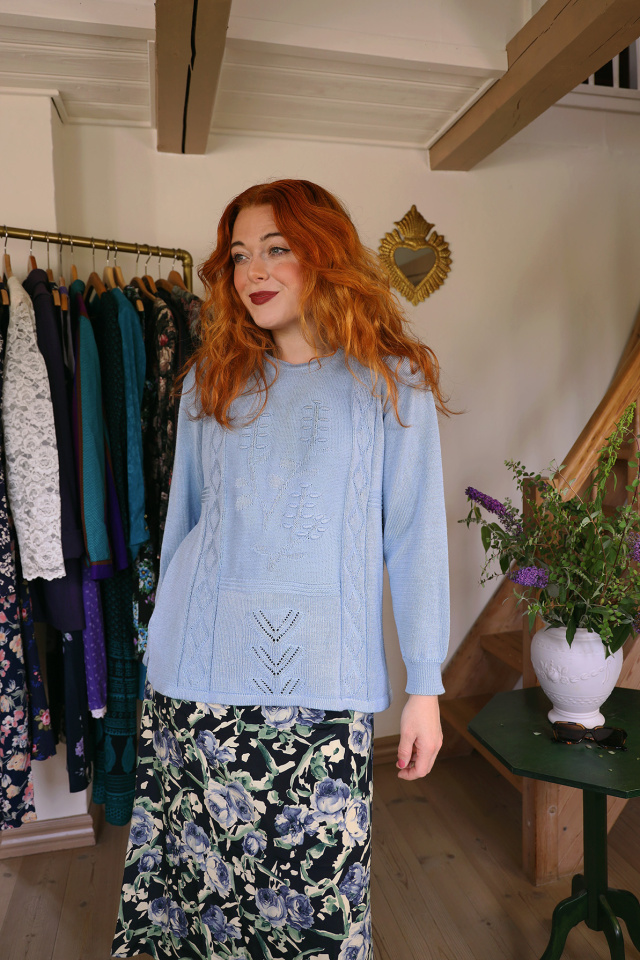 Light Blue Vintage Sweater | M