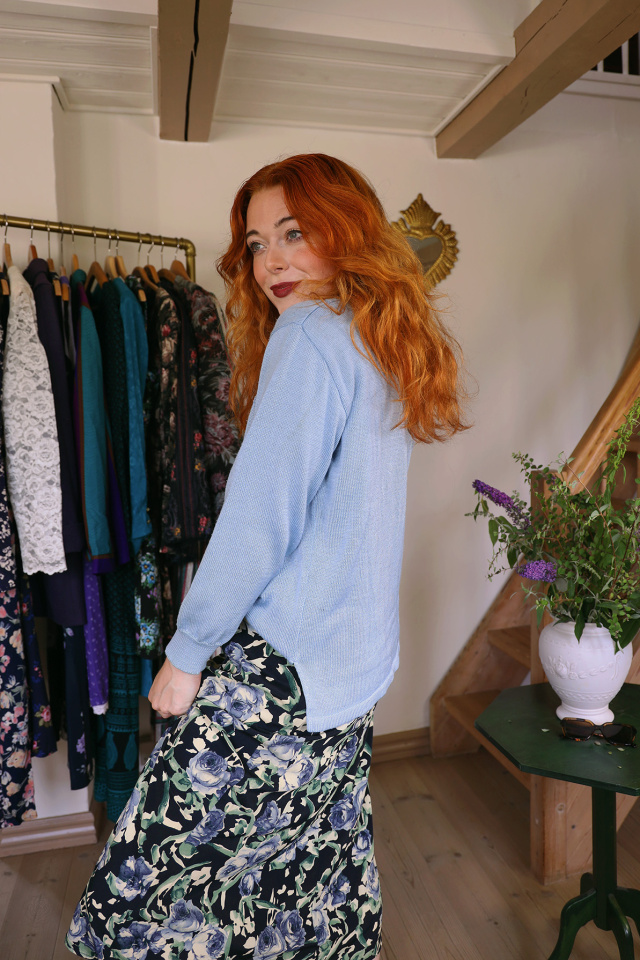 Light Blue Vintage Sweater | M
