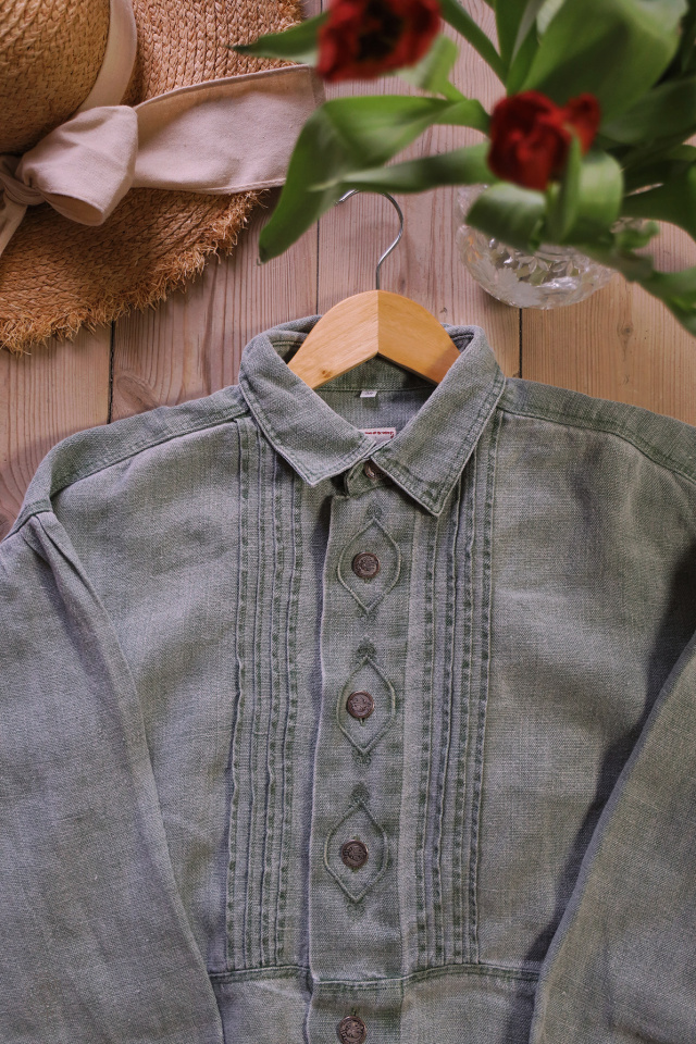 Light Dust Green Vintage Blouse | XXL