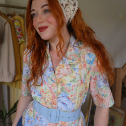 Light Floral Vintage Blazer Top | M