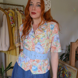 Light Floral Vintage Blazer Top | M