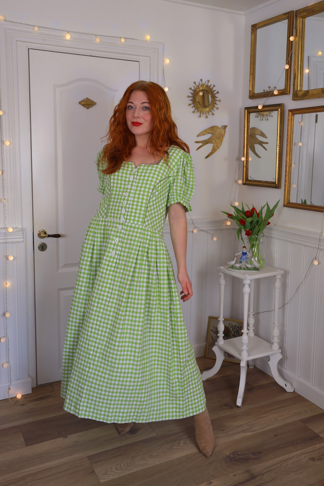 Light Green Gingham Vintage Dress | L
