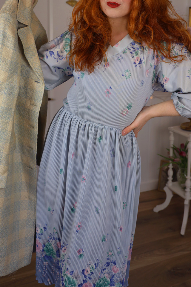 Light Lilac Floral Vintage Dress | S