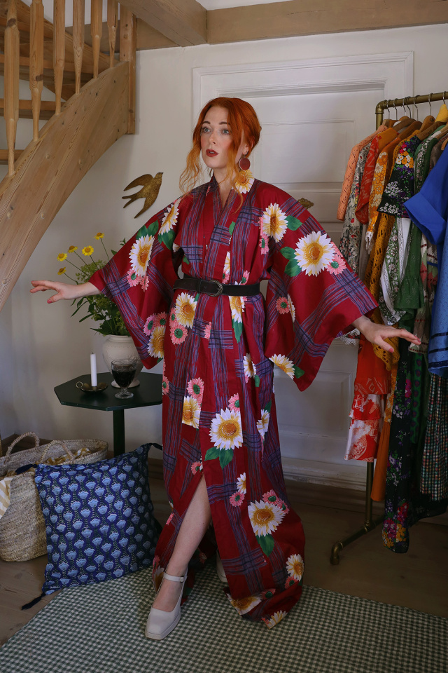 Long Red Floral Vintage Kimono | M-XXL