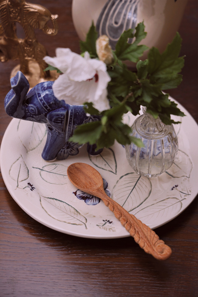 Marlem Stoneware Tray