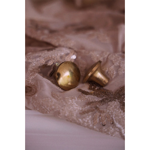 Copper-Coloured Metal Knobs 