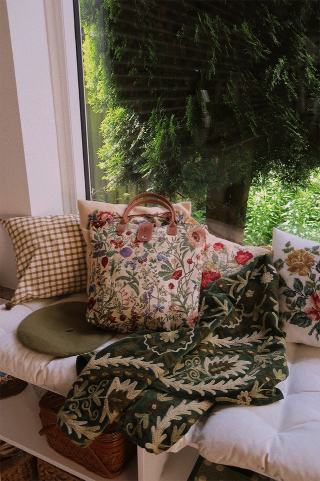 Morning Garden | Foldaway Bag 
